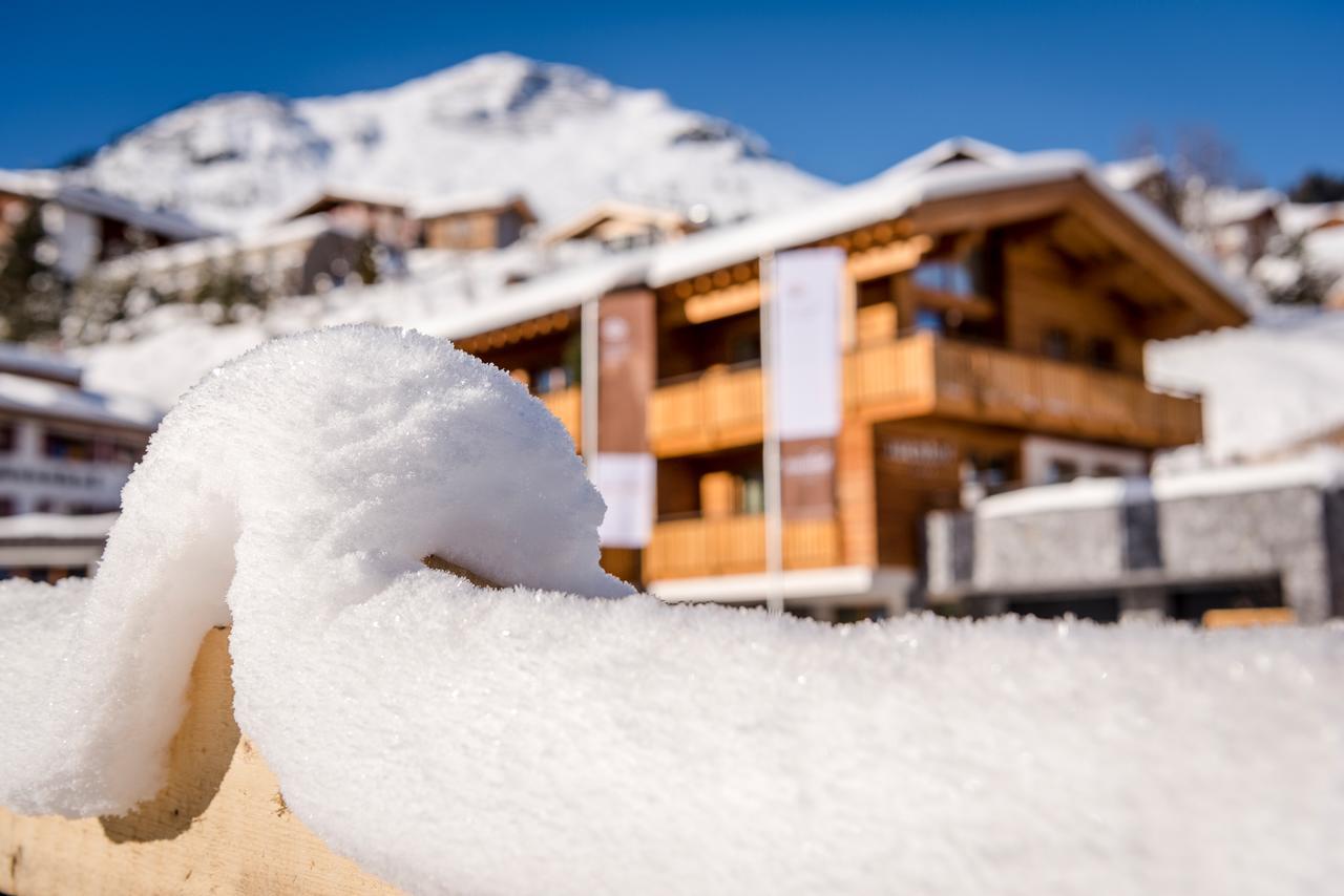 Hotel Auenhof Lech am Arlberg Habitación foto